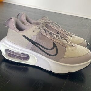 Lightly Worn Nike Air Max